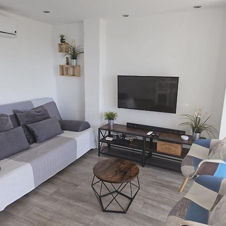 Pueblo Blanco Sea View Apartment By Namaste Elite Τορρεμολίνος Εξωτερικό φωτογραφία